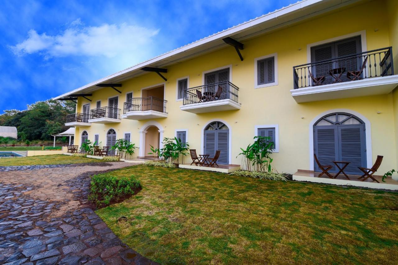 Resort The Source At Sula 4*
